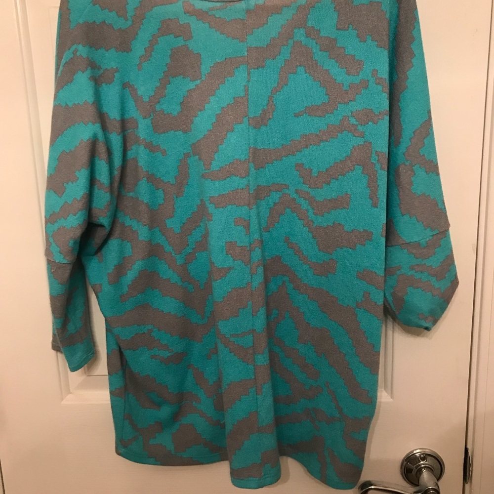 Sweater - Picture 2 of 2
